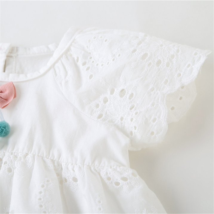 Baby Girl Cotton Romper Dress With Matching Hat – Soft, Breathable, Floral Design, Easy Diaper Access showing delicate lace sleeve detail